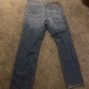 Lucky Brand Men’s jeans